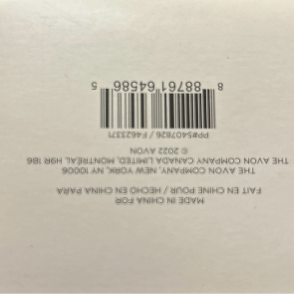 New Studio 1886 Avon Company Bracelet & Earrings Set Holly Jolly Snowfla… - Picture 7 of 7